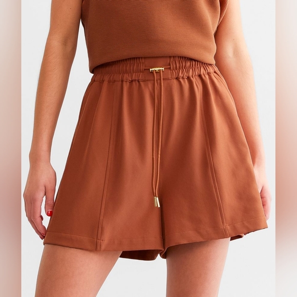 Varley Pants - Varley Barket Shorts in Mocha Biscuit Women's Small